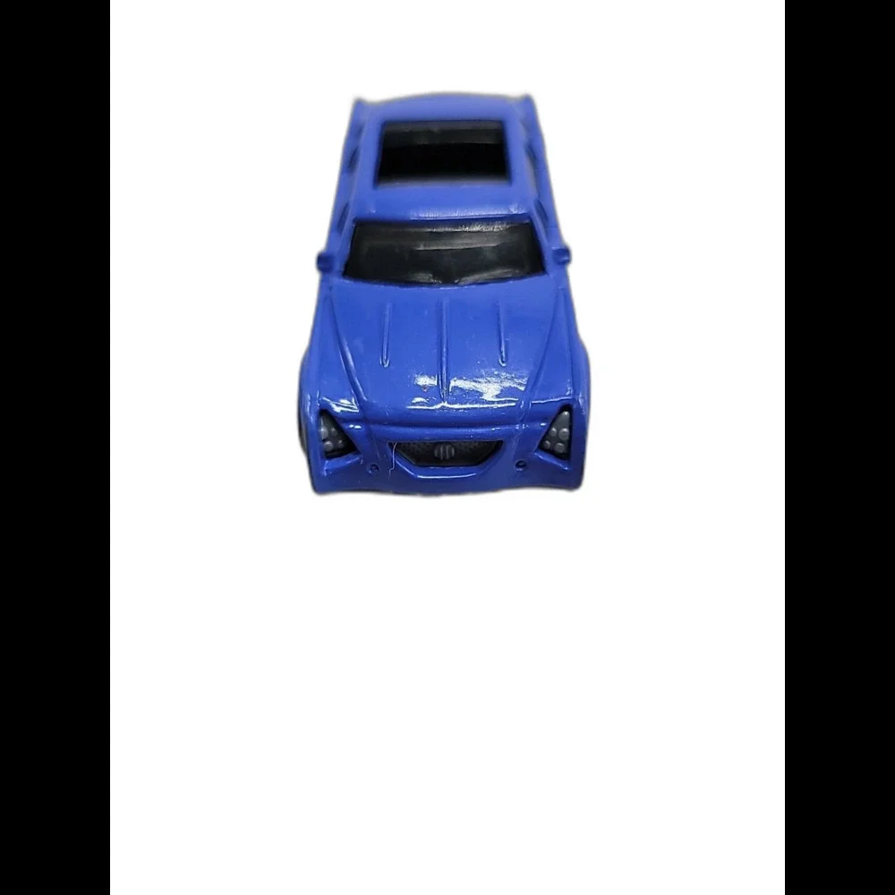 2001 Matchbox MB 537 Limousine Periwinkle with White Stripe Diecast Car 1:64 HW